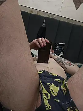 Krasav4ik4ik online show from April 2026 07:38:02 PM