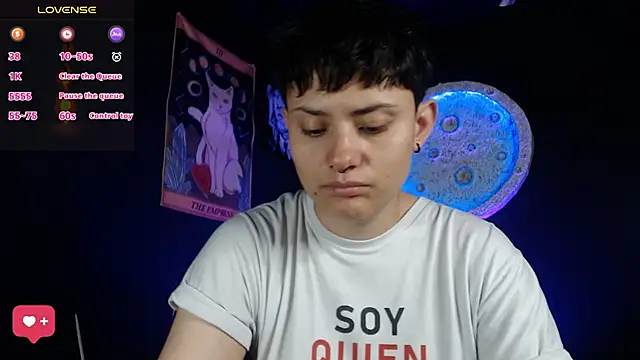 girl intense444 online show from January 2026 01:04:02 PM