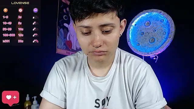 girl intense444 online show from January 2026 01:04:02 PM