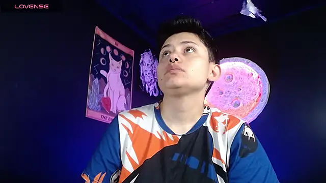 Snapshot of girl_intense444 chatting on November 2025 12:55:02 PM girl intense444 online show from November 2025 12:55:02 PM