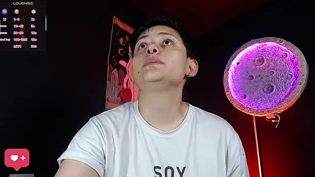 girl intense444 online show from April 2026 01:47:01 PM