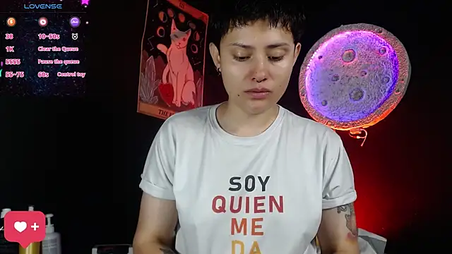 girl intense444 online show from May 2026 01:33:01 PM