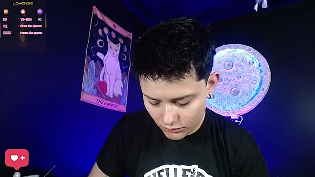 girl intense444 online show from February 2026 12:49:02 PM