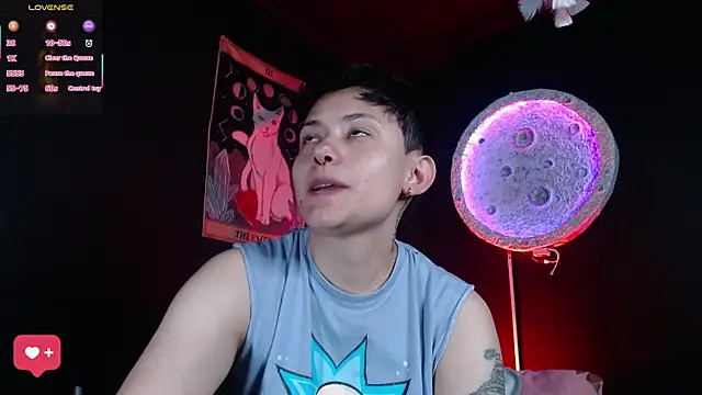 girl intense444 online show from April 2026 01:17:01 PM