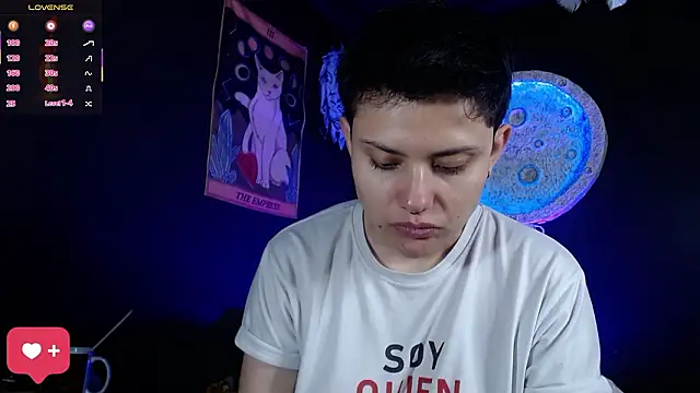 girl intense444 online show from February 2026 01:08:01 PM