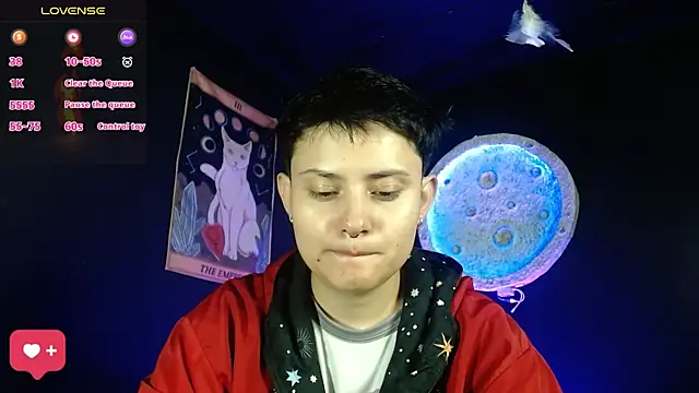 girl intense444 online show from December 2025 01:05:02 PM