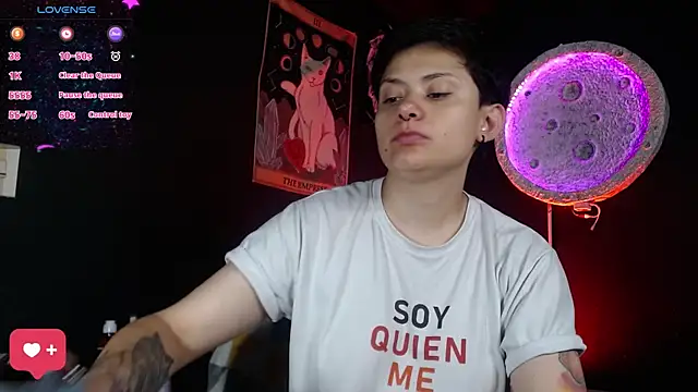 girl intense444 online show from May 2026 01:05:02 PM