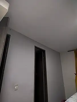 Snapshot of sharon_1 chatting on October 2025 09:28:02 PM sharon 1 online show from October 2025 09:28:02 PM