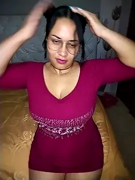 Snapshot of sharon_1 chatting on November 2025 04:44:01 AM sharon 1 online show from November 2025 04:44:01 AM