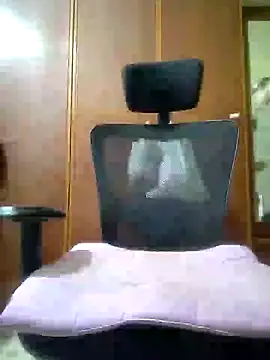 Snapshot of suny27sin chatting on January 2025 09:35:02 PM suny27sin online show from January 2025 09:35:02 PM