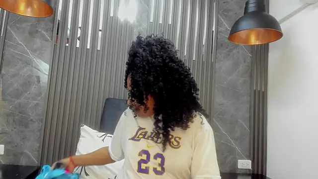 GabyFlowers online show from December 2024 12:34:01 PM