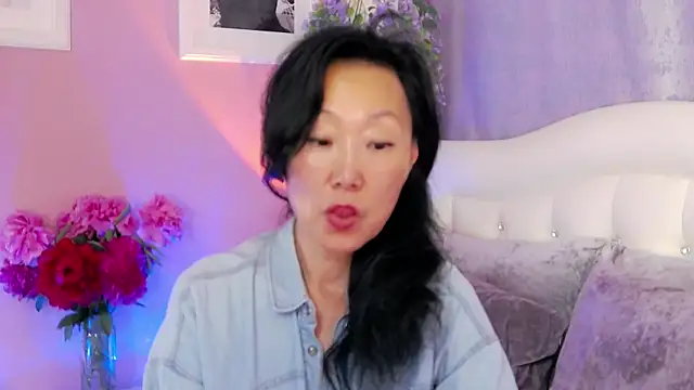 Snapshot of Asian_legs chatting on June 2026 09:59:01 AM Asian legs online show from June 2026 09:59:01 AM