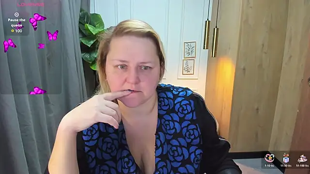 ScarlettSoft online show from October 2025 05:29:02 AM