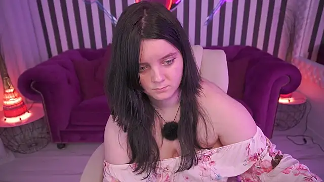 Snapshot of LittleShyy chatting on July 2026 01:30:02 PM LittleShyy online show from July 2026 01:30:02 PM
