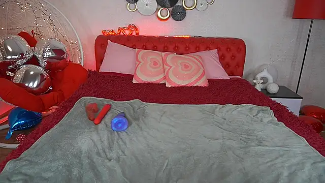 LittleShyy online show from March 2025 01:45:01 PM