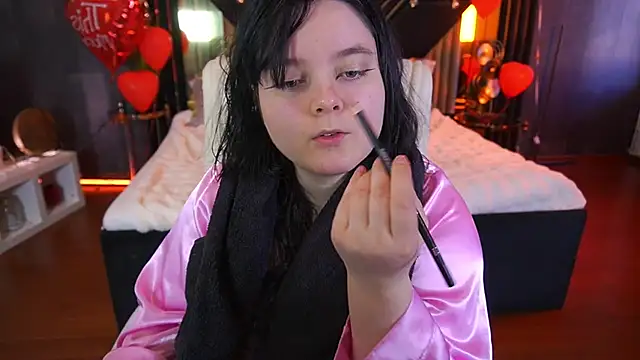 LittleShyy online show from February 2026 02:08:02 PM