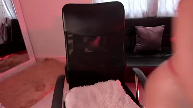 PaulinaBelushi online show from January 2025 07:10:01 PM