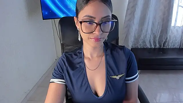 PaulinaBelushi online show from June 2026 08:36:01 PM