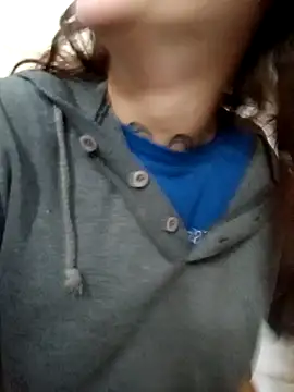 Blulilla69 online show from October 2025 02:18:02 PM