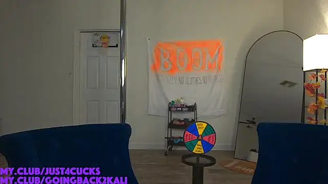 boomboomr00m online show from October 2025 02:09:01 AM