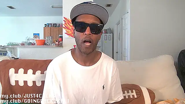 boomboomr00m online show from November 2025 08:09:01 PM