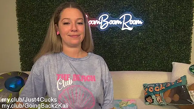 boomboomr00m online show from April 2026 02:52:01 AM