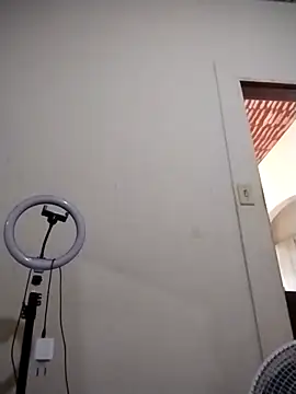 Snapshot of catdool chatting on March 2025 01:31:02 PM catdool online show from March 2025 01:31:02 PM