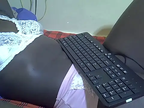 Snapshot of EbonyMina_ chatting on October 2025 10:23:02 AM EbonyMina online show from October 2025 10:23:02 AM