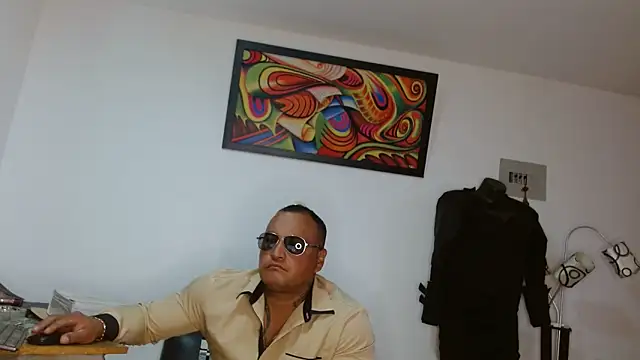 Snapshot of hardrock982 chatting on June 2026 01:17:02 PM hardrock982 online show from June 2026 01:17:02 PM