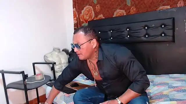 hardrock982 online show from November 2025 02:07:02 PM