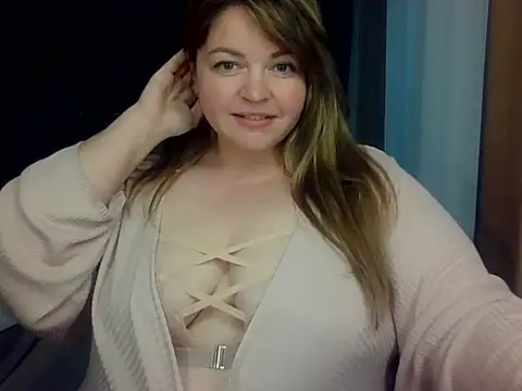 Snapshot of cute__cherry chatting on June 2026 04:23:01 PM cute cherry online show from June 2026 04:23:01 PM