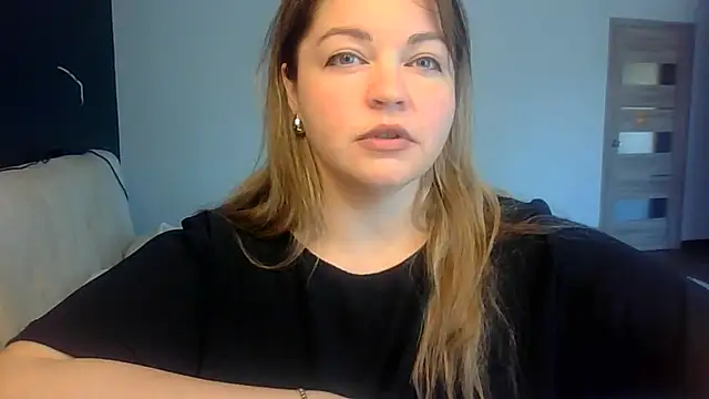 cute  cherry online show from July 2026 10:14:01 AM