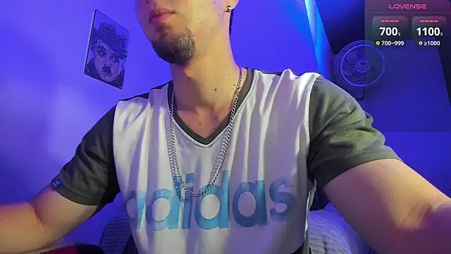 Snapshot of Alex_smith00 chatting on December 2025 05:59:02 PM Alex smith00 online show from December 2025 05:59:02 PM