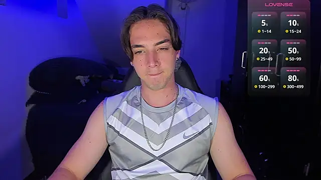 Snapshot of Alex_smith00 chatting on September 2025 12:44:01 AM Alex smith00 online show from September 2025 12:44:01 AM