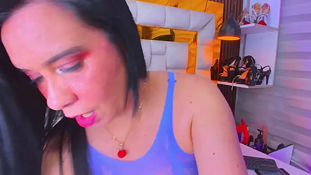 bigass monic online show from February 2026 03:04:02 AM