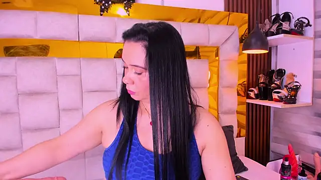 bigass monic online show from January 2026 03:13:01 AM