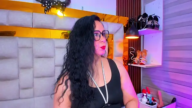 bigass monic online show from June 2026 02:22:01 AM