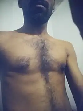 Snapshot of Erangajayawardana chatting on November 2025 01:17:01 PM Erangajayawardana online show from November 2025 01:17:01 PM