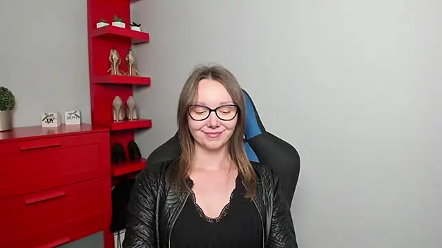 Cookie zoe online show from September 2025 06:50:02 AM