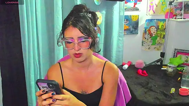 Snapshot of Cherrypieuwu chatting on May 2026 02:18:01 AM Cherrypieuwu online show from May 2026 02:18:01 AM