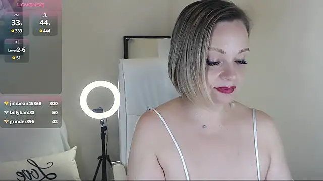 Tilly Eliot online show from March 2025 12:38:01 AM