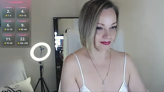 Tilly Eliot online show from February 2025 04:47:01 PM