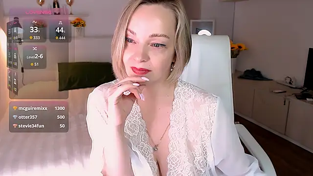 Tilly Eliot online show from September 2025 02:18:01 AM