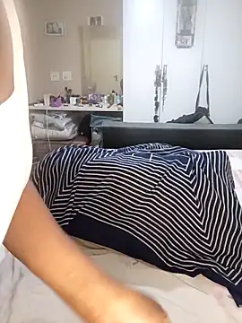 Hotgrannyx online show from October 2025 04:46:01 AM