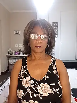 Hotgrannyx online show from October 2025 03:37:01 AM