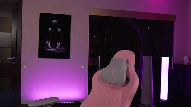 Snapshot of GirlGogo chatting on February 2026 11:14:02 PM GirlGogo online show from February 2026 11:14:02 PM