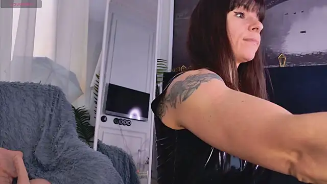 SofiaFoster  online show from April 2026 05:58:01 AM