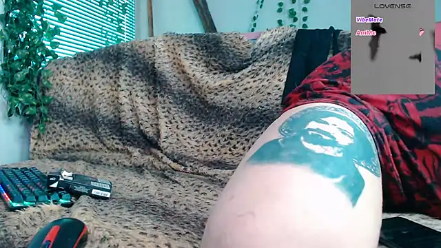 Snapshot of Psychobitch7 chatting on September 2025 08:46:02 AM Psychobitch7 online show from September 2025 08:46:02 AM