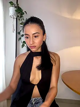  Amatista online show from November 2025 06:22:02 PM