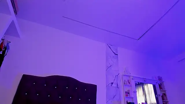 Snapshot of alysson_18 chatting on March 2026 01:55:01 PM alysson 18 online show from March 2026 01:55:01 PM